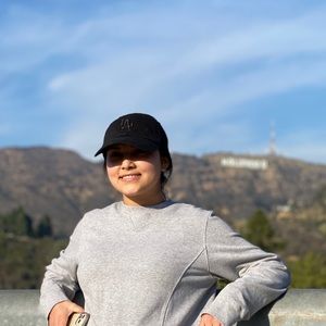 Meet your Posher, Desoray